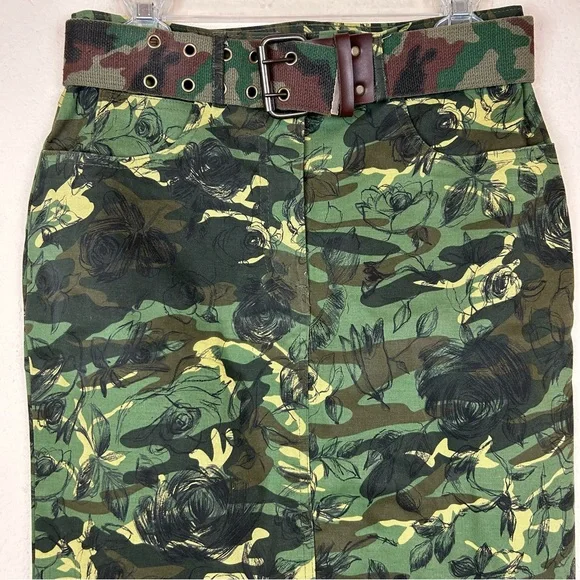 Mesmerize Camo & Floral Jean Pencil Skirt - Picture 2 of 7
